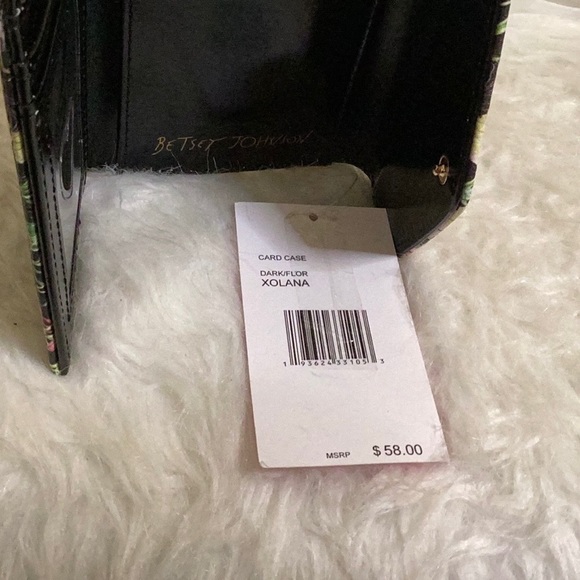 BETSEY JOHNSON, NWT, FLORAL CARD CASE/WALLET - Picture 12 of 15